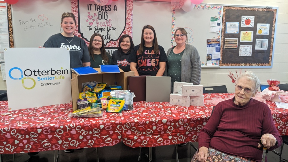 Otterbein Cridersville makes donation to kids! Cridersville Elementary